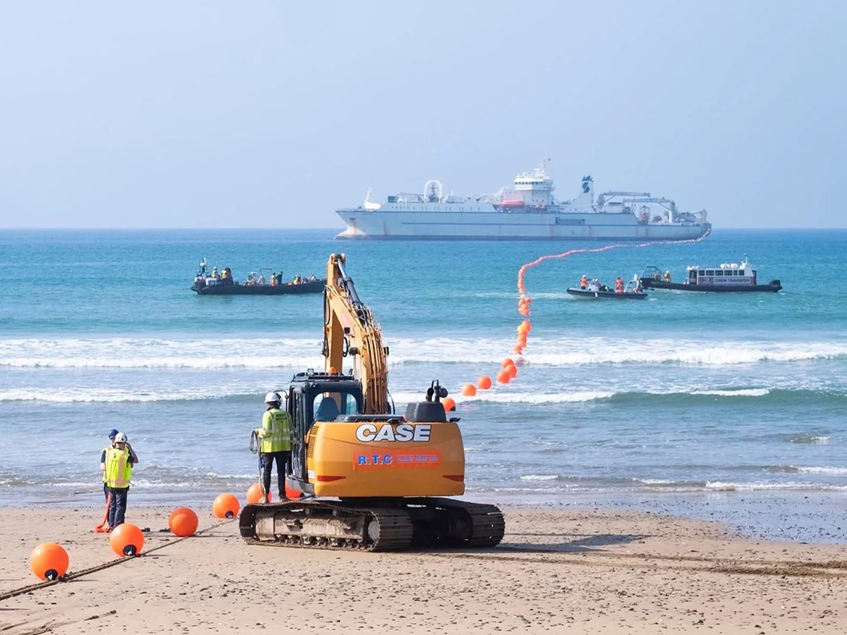 COPITEC anuncia la llegada del cable submarino FIRMINA a las costas de Buenos Aires, Argentina.