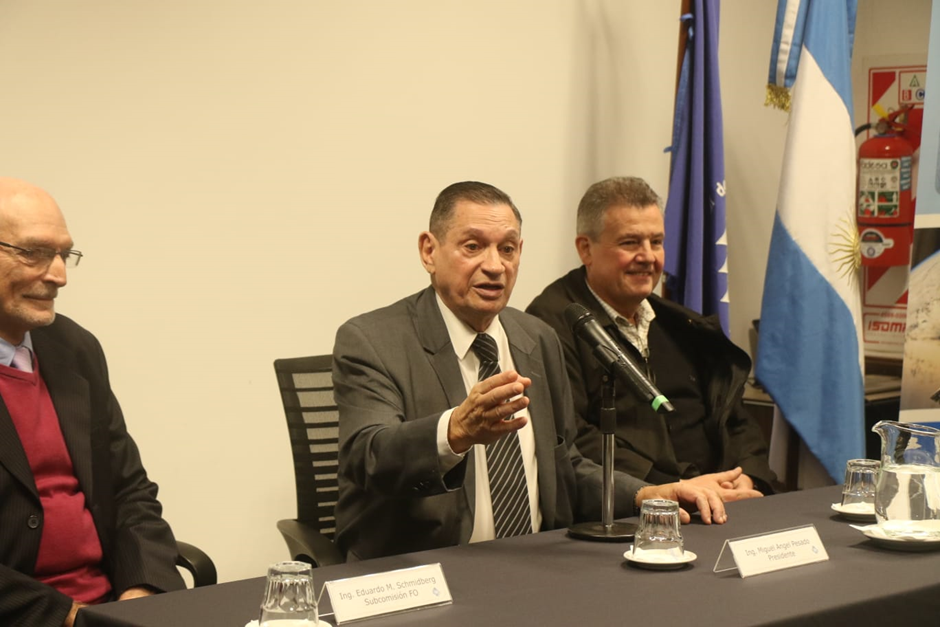 El COPITEC reconoció a los hacedores de la fibra óptica y pidió que el próximo gobierno priorice el rol de las telecomunicaciones en el país